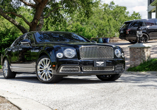 Common Mistakes to Avoid When Booking Wedding Car Service