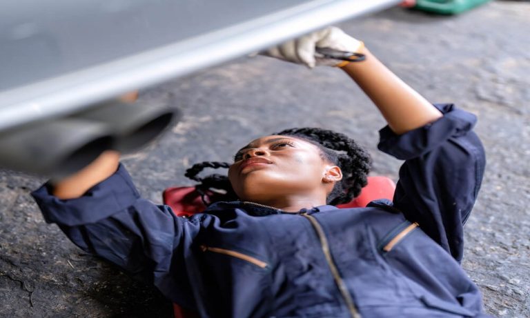 Signs Your Car Oil Pressure Sensor May Be Failing